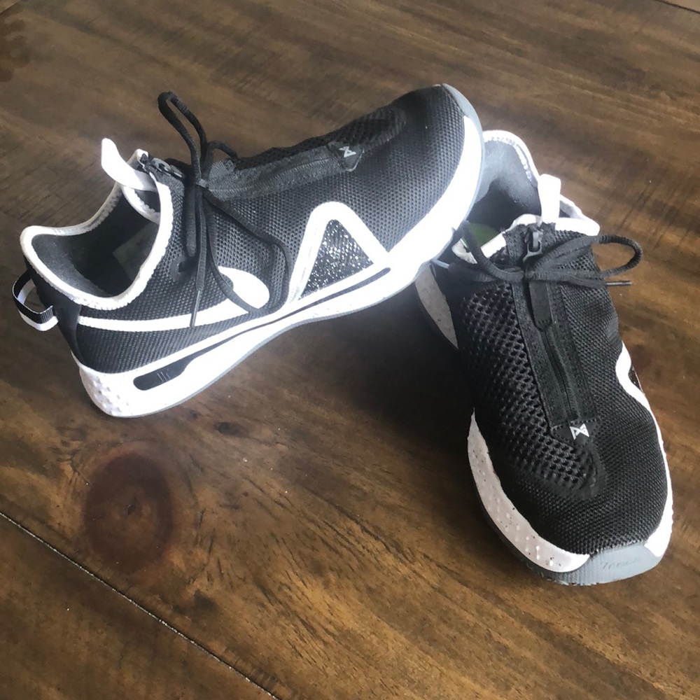 Like New Nike PG4 Men’s Shoes